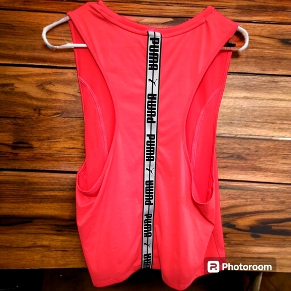 PUMA Women's Red Sleeveless Top - Excellent Condition Size Large - Picture 4 of 4